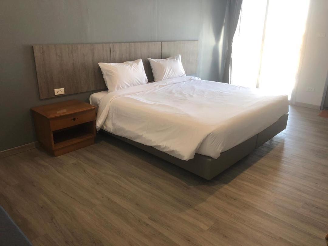 Neo Hotel Khon Kaen Bagian luar foto